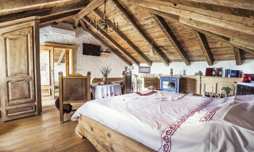rustic-attic-bedroom-interior