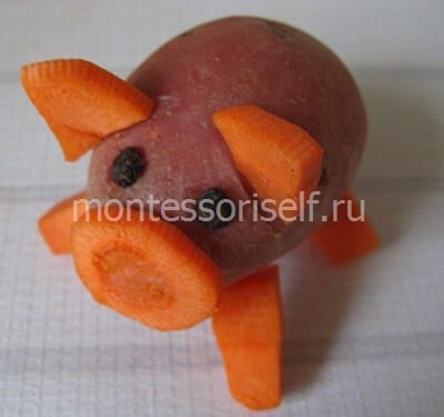 Свинка из картошки и морковки