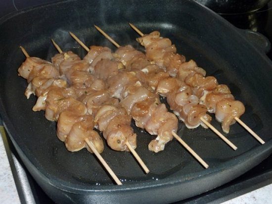 Пикник на кухне, или Как пожарить шашлык из свинины на сковороде